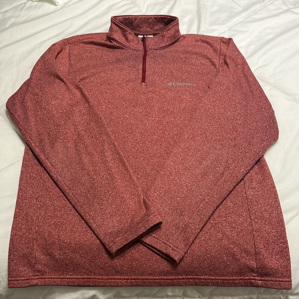 Columbia Quarter Zip. Size Small. Good Condition.